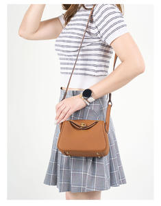 2026 New Trend Ladies Handbag Girls <b>Large</b> Capacity Casual Fashion Handheld Single Shoulder Genuine Leather Tote <b>Bag</b> <b>for</b> <b>Women</b> - Product Image 1