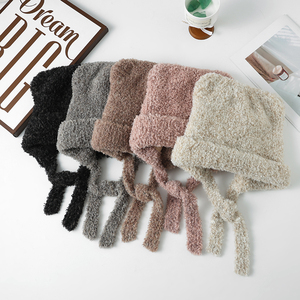 Chapeau d'hiver pour femmes de style coréen doublé de <span class=keywords><strong>polaire</strong></span> pour la chaleur Bonnet couvrant les oreilles avec des oreilles d'ours mignonnes Chapeau en peluche polyvalent à la mode - Product Image 2