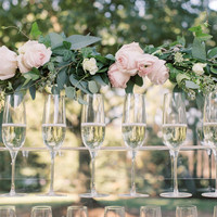 Support mural personnalisé à 3 niveaux en acrylique transparent pour verres à champagne, présentoir en plexiglas pour mariage et fête