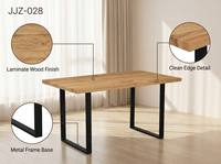 Table à manger carrée extensible en bois, style nordique moderne, finition mélamine MDF, structure métallique thermolaquée pour la maison et l'hôtel