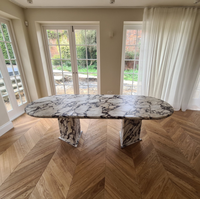 Offre Spéciale blanc marbre pourpre veine de luxe italien Pierre intérieur cuisine table ovale forme top Calacatta Marbre Alto table à manger
