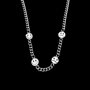 Collar VAF Hip Hop con Cadena Cubana y Cuatro Caras Sonrientes, Collar de Acero Inoxidable de Alta Calidad para Hombre - Product Image 2