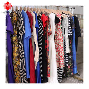 Ropa <span class=keywords><strong>de</strong></span> marca Hissen Preloved Ropa <span class=keywords><strong>de</strong></span> marca Preloved <span class=keywords><strong>Abrigo</strong></span> largo Croptop Paquete <span class=keywords><strong>de</strong></span> ropa utilizada en <span class=keywords><strong>Argentina</strong></span> y Georgia - Product Image 2