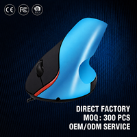 Pasokan Pabrik Mouse Game USB BT 2.4GHz Sensor Optik Nirkabel ROHS Dapat Diisi Ulang Desain Vertikal Jari Tangan Kanan