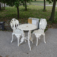 Meubles de jardin de haute qualité, utilisation hôtelière, couleur personnalisée, design européen, ensemble de tables d'appoint en métal, chaises en aluminium moulé, table à thé