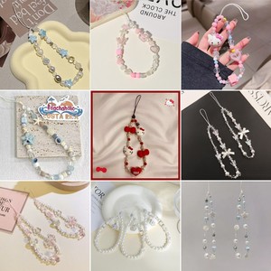 Vente en gros usine Nouveau style <span class=keywords><strong>Hello</strong></span> <span class=keywords><strong>Kitty</strong></span> Breloque de téléphone pour filles, Pendentif de cordon de téléphone fait main, motif grille de neuf carrés, mignon et adorable - Product Image 5