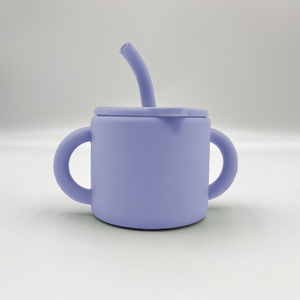 Tasse à bec en silicone pour bébés et jeunes enfants, avec paille, anti-fuite, sans BPA, écologique, personnalisable, en promotion - Product Image 5