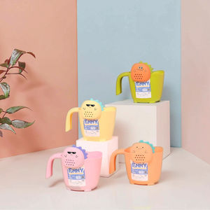 مغرفة مياه للأطفال بتصميم بلاستيكي ملعقة كرتون كوب شامبو للرضع مستدام للاستحمام المنزلي للأطفال - Product Image 1