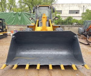 Cargadora de Ruedas LiuGong 856H Usada |   Capacidad de 5 Toneladas |   Motor Cummins Original |   Listo para la Extracción en la Cantera |   Envío a todo el mundo |   Garantía Incluida - Product Image 5