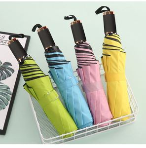 Parapluie de voyage pliable Rain Shine, moderne, avec 8 baleines, revêtement noir, protection UV, impression de logo personnalisée - Product Image 1