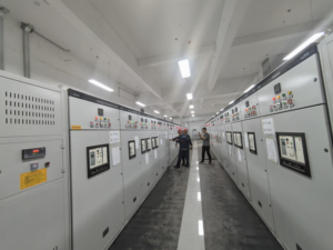ตู้ควบคุมสวิตช์จ่ายไฟฟ้าแรงต่ำ GGD แบบติดตั้งภายในอาคาร รุ่น GGD-0.4 ผลิตจากเหล็กชุบสังกะสี - Product Image 3