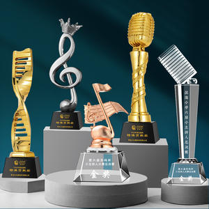 Hot Selling Creative Music Singing Trophy Einzigartige Custom Award Crystal Resin Trophy - Product Image 5