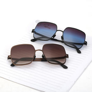 Gafas de Sol Cuadradas B95 Hechas a Medida para Mujer con Patillas de Resorte, Montura de Acero sin Tornillos, UV400, Ligeras, Estilo Instagram - Product Image 4