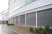 Store solaire pour maison résidentielle, mur-rideau, façade, ventilation, décoration extérieure, imperméable, pare-soleil, résistant à la chaleur, durable