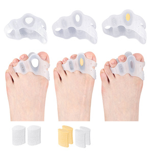 Séparateur d'orteils à trois trous <span class=keywords><strong>pour</strong></span> <span class=keywords><strong>hallux</strong></span> <span class=keywords><strong>valgus</strong></span>, manchon orthopédique en <span class=keywords><strong>silicone</strong></span> réglable, coussinet souple <span class=keywords><strong>pour</strong></span> la <span class=keywords><strong>protection</strong></span> du gros orteil - Product Image 6