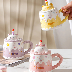 Tasse à café en céramique personnalisée, créative, mignonne, de style dessin animé, pour enfants, avec cuillère et couvercle, idéale comme cadeau d'anniversaire, pour gâteau, lait ou café - Product Image 1