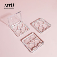 Kotak Palet Eyeshadow Bentuk Hati 4 Grid Mewah dengan Logo Custom, Wadah Lipmud Plastik Pink Transparan, Kemasan Makeup Unik