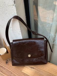 Women's Retro Large Capacity Simple Messenger Bag with Waterproof Feature New Spring Fashion Polyester Lining Commute <b>Briefcase</b> - Product Image 3