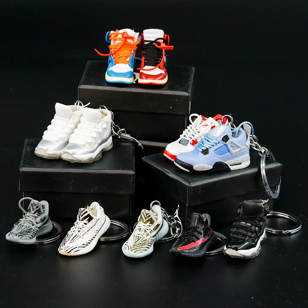 Vente en gros PVC Basketball AJ Porte-clés avec boîte et sac Mini Sneaker 3d J ordan Chaussure Porte-clés en vrac