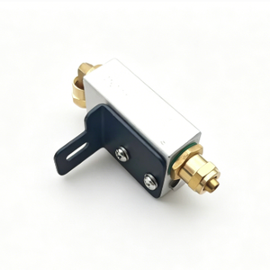 Vanne de commande de porte 6100-10735, Vanne <span class=keywords><strong>tampon</strong></span> pour conduite à gauche, Vente en gros, Ensemble complet de pièces d'origine pour bus et camions - Product Image 1