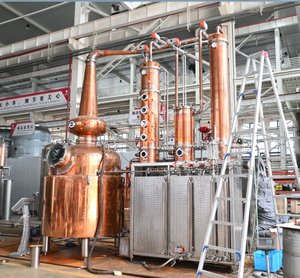 Equipo de Destilación de Cobre de Lujo DYE para Whisky y Coñac Premium - Configuración de Destilería Artesanal para Licores de Alta Gama - Product Image 2
