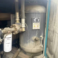 Compresseur d'air mobile diesel à vis d'occasion PESG760 14 bars 21,7 m³ pour le forage en carrière et la pression des conduites