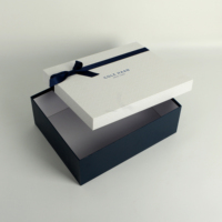 Boîte d'emballage rectangulaire en papier avec couvercle, vente en gros, design d'emballage pour vêtements de boutique, sous-vêtements, robes et sacs à main