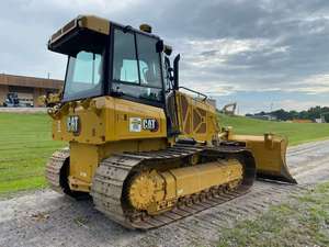 90% nuevo precio bajo de alta calidad Crawler D3 Core Engine D3 incluido Caterpillar Bulldozers Excelente Estado para la venta - Product Image 4
