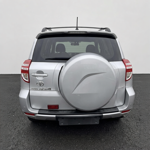 SUV japonés usado, práctico, económico, automático y apto para todo tipo de clima, para el comercio automotriz internacional en Taiwán, para Toyota RAV4 - Product Image 1