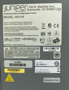 El enrutador MX104 viene con 2x ventiladores, 4X de potencia, 2x de potencia, 3x de potencia, 3x de potencia, 1x de potencia, 2x2, 2x2, 2x2, 2x2, 2x2, 2x2, 2x2x2x3, 2x3x2x3, 2x3x2x3 - Product Image 3