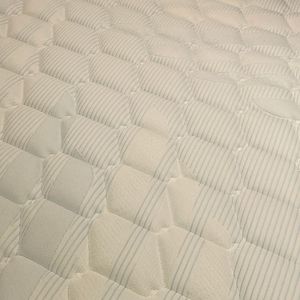 Colchón Híbrido Reversible Hipoalergénico Queen Modern para el Hogar, Oficina, Hotel, Apartamento o Dormitorio, para Dormir Cómodamente y Saludablemente - Product Image 5