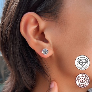 <span class=keywords><strong>Orecchini</strong></span> a Lobo in Moissanite che Superano il Test del Diamante, Gioielli Hip Hop in <span class=keywords><strong>Argento</strong></span> Sterling 925, <span class=keywords><strong>Orecchini</strong></span> a Lobo in Moissanite VVS per <span class=keywords><strong>Uomo</strong></span> e Donna - Product Image 6