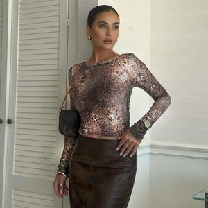 เสื้อครอปแขนยาวลายเสือชีตาห์สุดเซ็กซี่สำหรับผู้หญิง คอกลม ผ้าตาข่ายเนื้อนุ่ม ใส่ได้ทุกฤดู เหมาะสำหรับใส่ไปเที่ยวคลับ - Product Image 6