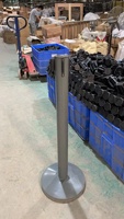 Barrière rétractable à ceinture en acier inoxydable, support de gestion de file d'attente d'aéroport, barrières de circulation, vente en gros