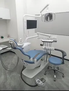 Dental ausrüstung Dental Chair Unit Mit LED-Lampe CE Dental Chair