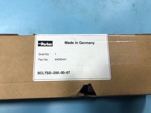 SCLTSD-250-00-07 G3/4 BSPP เซ็นเซอร์พร้อมจอแสดงผล LED ในตัว 2 สัญญาณเอาต์พุตแบบสวิตช์ ตัวควบคุมระดับและอุณหภูมิ - Product Image 1