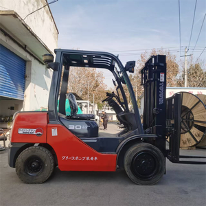 รถยกดีเซลโตโยต้า 95% ใหม่ 3 ตัน นำเข้าจากญี่ปุ่น รถยกมือสอง 3 ตัน - Product Image 3