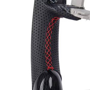 Volante para <span class=keywords><strong>Ford</strong></span> <span class=keywords><strong>Mustang</strong></span> 2018 2019 2020 <span class=keywords><strong>2021</strong></span> 2022 GT350 <span class=keywords><strong>GT500</strong></span> Hydro-Dip aspecto de fibra de carbono volante accesorios de coche - Product Image 4