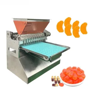 Kleine Mini Vitamine Fabricage Automatische Productie Deel Fruit Jelly Bean Gummy Candy Bear Depositor Maken Machine