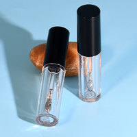 Nuevo logotipo personalizado 6ml Pink White Top Big Wand Lip Gloss Packaging Lipgloss Wand Tubes con aplicador de metal
