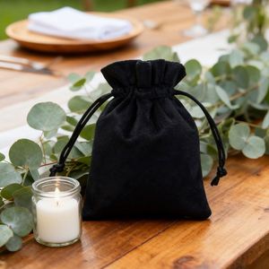 Pochette en velours doux pour bijoux avec cordon de serrage, logo doré imprimé, sac en velours pour emballage de colliers et boucles d'oreilles, vente en gros - Product Image 5