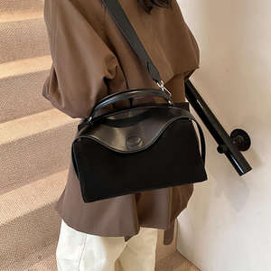 Autumn and Winter Women's Large Capacity Shoulder Bag, Women's Fashion and Leisure Hot selling Shoulder Bag - Product Image 1