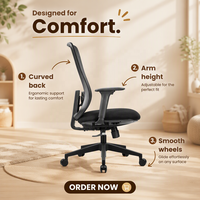 Chaise de bureau ergonomique moderne en maille noire avec accoudoirs réglables, dossier incurvé ouvert, base pivotante en nylon et fonction d'inclinaison pour le bureau à domicile
