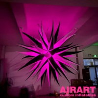 Décorations de fête LED allumant des étoiles gonflables pour les affichages intérieurs