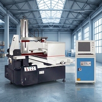 Machine de découpe à fil EDM de qualité industrielle DK7745, équipement de découpe à fil CNC précis et stable pour le traitement des pièces