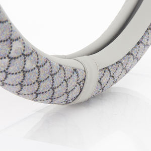 Housse de volant en cristal à effet écailles de poisson brillantes, entièrement sertie de diamants, universelle pour voitures, SUV, fourgonnettes - Product Image 5