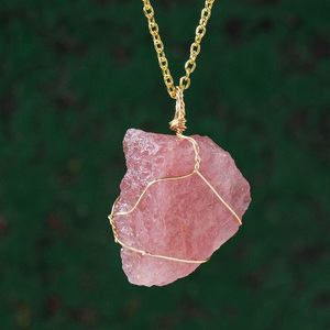 Collana pendente al quarzo fragola in pietra naturale con <span class=keywords><strong>gioielli</strong></span> in pietra preziosa di Chakra in filo d'oro - Product Image 6