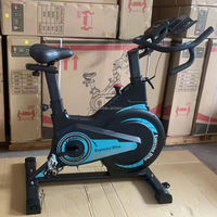 Vélo de spinning intelligent à contrôle magnétique en acier avec volant d'inertie de 13 kg pour la musculation, la combustion des graisses, le cyclisme en intérieur et l'exercice cardio à domicile