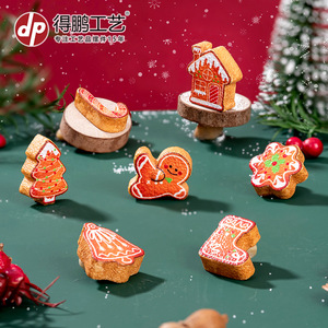 Adornos de resina de jengibre navideños Dp Mini pintados a mano para decoración de árboles - Product Image 1