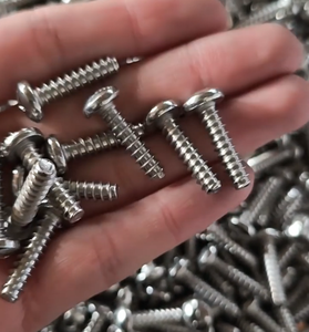 LeGood GB845 Vis à tête fraisée à embase cruciforme en acier inoxydable 304, type F ST4.2 - Product Image 5